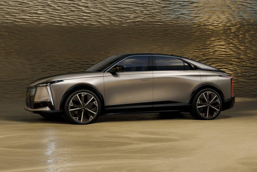 ds n 8, n 8,stla medium,100 km,0,24 es,10 perc,160 kw,elektromos,első,hátsó,hátul,maximális,két,panoráma,